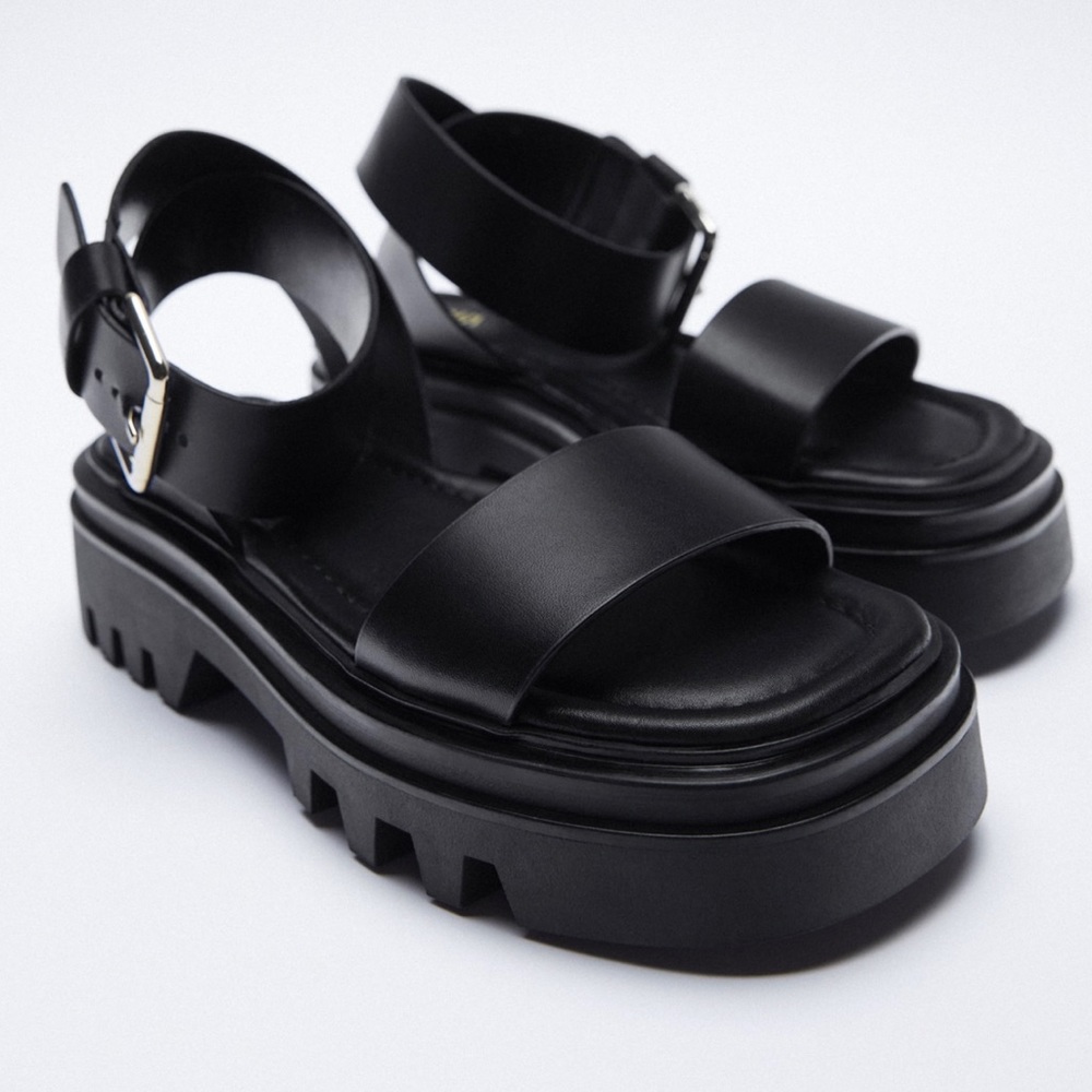 NWOT Zara Lug Sole Leather sandals